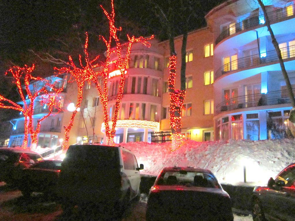 Quelle Polyana Hotel Ngoại thất bức ảnh